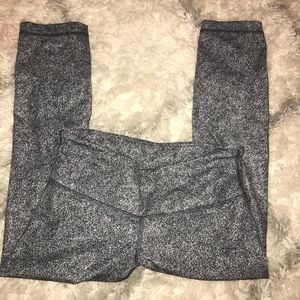 Lululemon size 6 leggings-crop